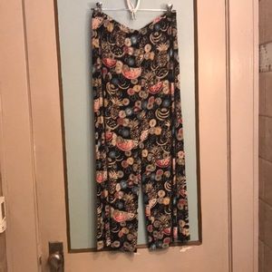 Chico’s #2 Travelers Capri pants